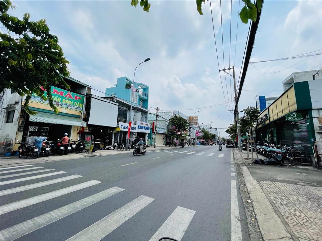 Đất đẹp  hẻm xe hơi  5 tỷ nhỉnh  kha vạn cân