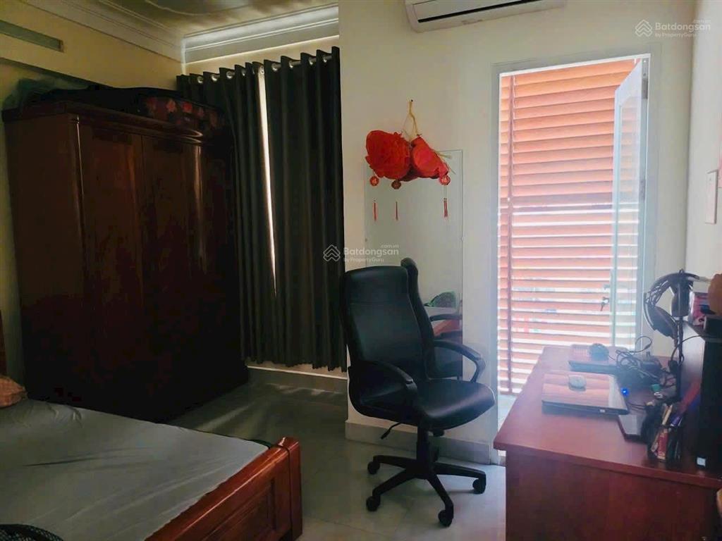 Nhà 4 tầng ngay lê văn chí  linh trung vào ở ngay