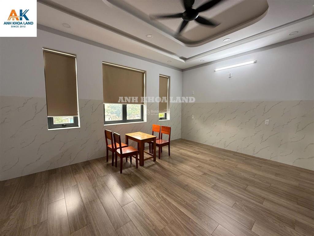 Chính chủ cần bán gấp nhà đẹp 5 tầng ngay trường đh cảnh sát