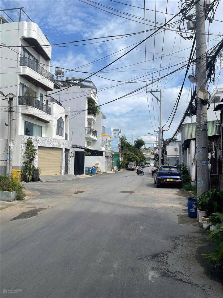 Đường rộng 12m  xe tải quay đầu  chỉ 6 tỷ  3 tầng ngay đường ụ ghe, p. tam phú