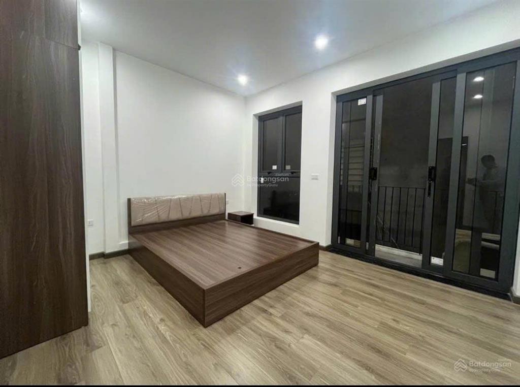 Bán nhà riêng vũ trọng phụng tx  5 tầng 22m2 sđcc ko quy hoạch , giá 7tỷ 0985 354 ***