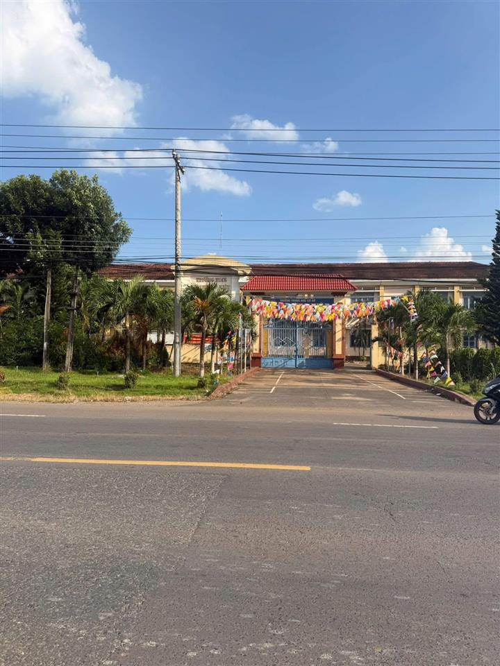 Đất thổ cư xuân phú 5,5 x 35m full thổ cư giá chỉ 750 triệu