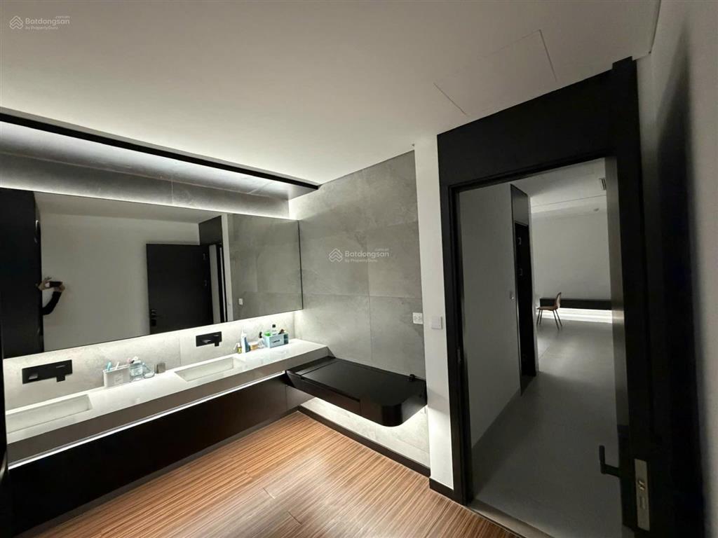 Bán căn hộ 3pn sala sadora 120m², full nội thất, view trực diện q1 & hồ trung tâm, giá 24 tỷ