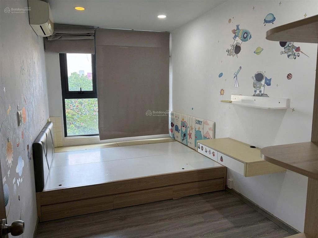 Phú thạnh nguyễn sơn  rộng 93m2, 2p ngủ, đủ nội thất,giá 10tr5/th