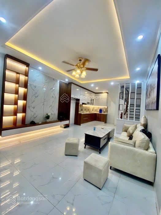 Bán nr 3pn, 3wc, 40m2, 10 tỷ tại minh khai, q.hai bà trưng, hà nội