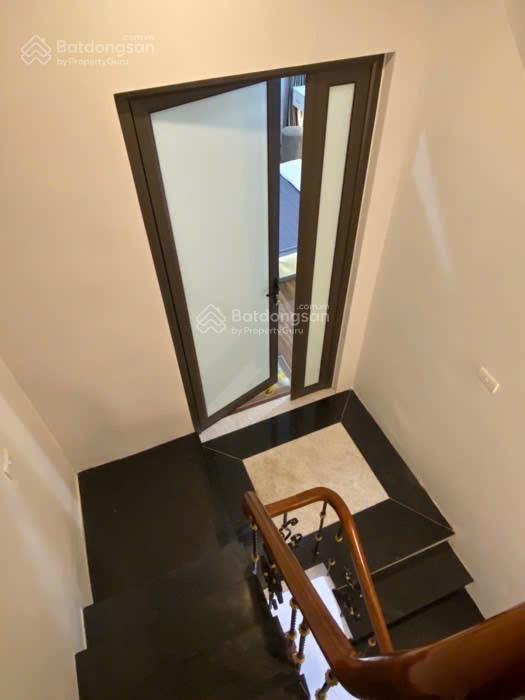 Bán nr 3pn, 3wc, 40m2, 10 tỷ tại minh khai, q.hai bà trưng, hà nội