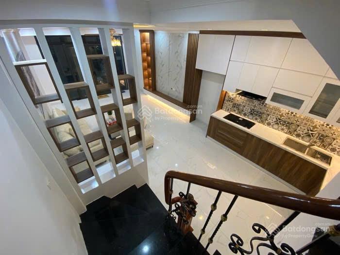 Bán nr 3pn, 3wc, 40m2, 10 tỷ tại minh khai, q.hai bà trưng, hà nội