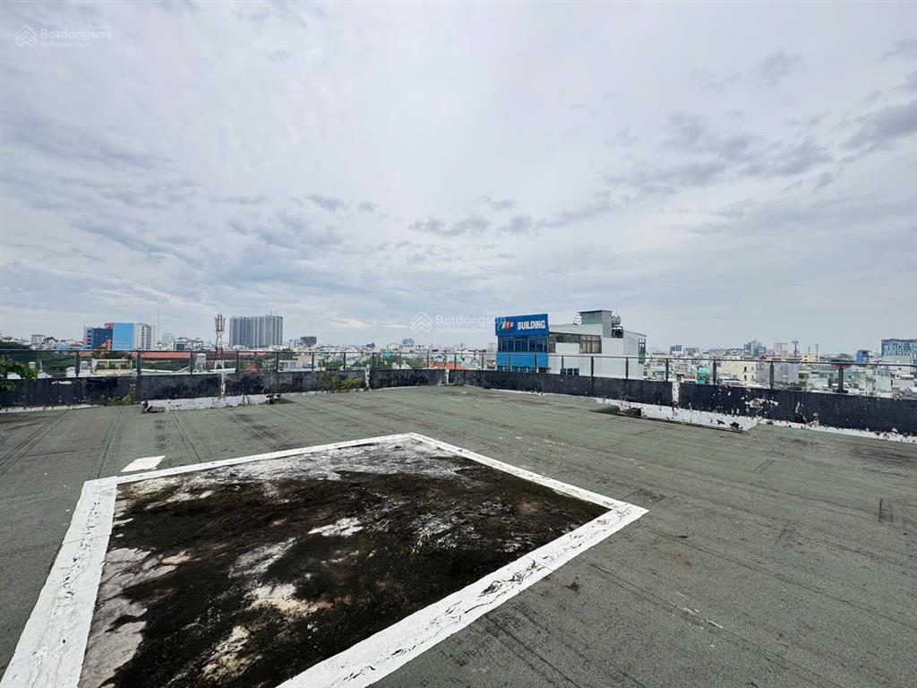 2000m2 văn phòng 131 hòa hưng giá tốt