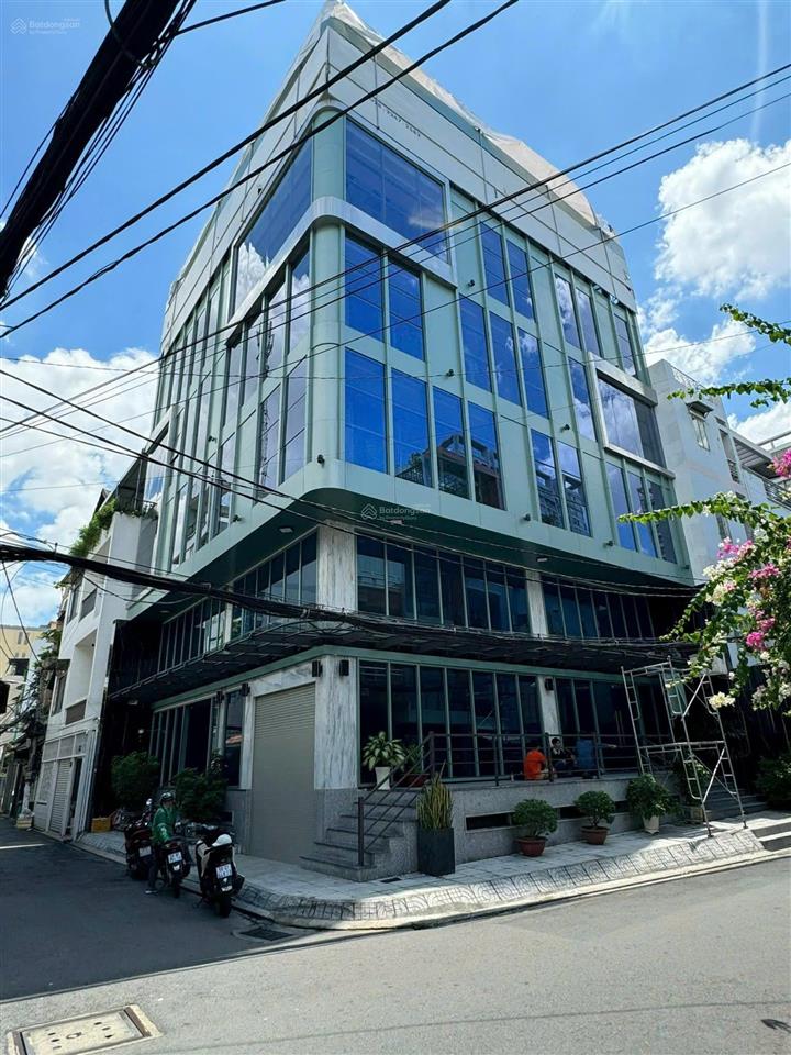 Nhà góc 2mt trương công định tân bình  ngang 16  7 lầu