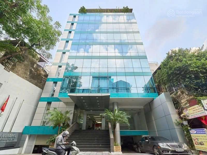 Thật 1200m2 7 tầng ngang 8m góc hai bà trưng lý chính thắng