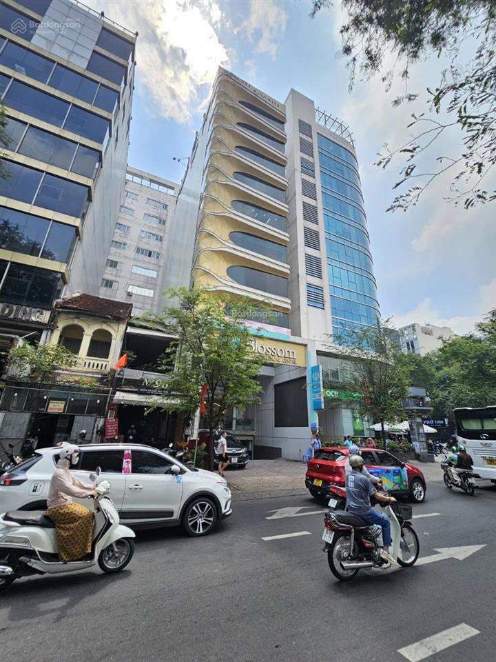 Kế góc 2mt võ văn tần 11 tầng ngang 10m 2000m2