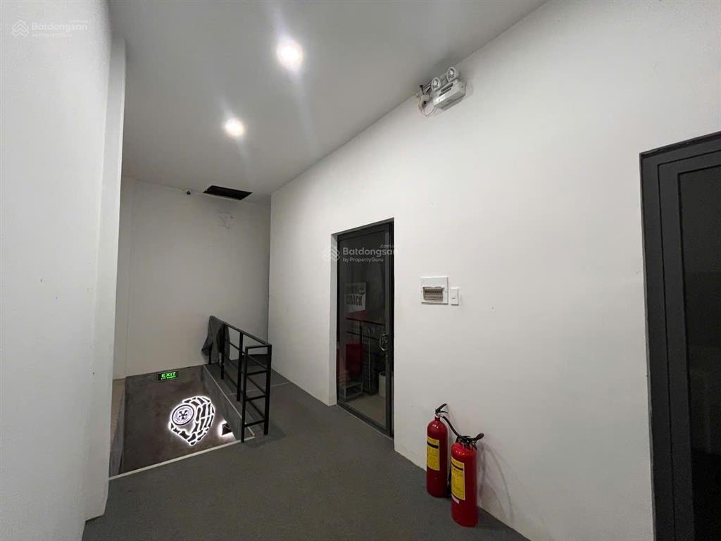 Ngang 20m tổng dt sàn 400m2 160 nguyễn cư trinh ngay ks pullman 3 tầng siêu đẹp