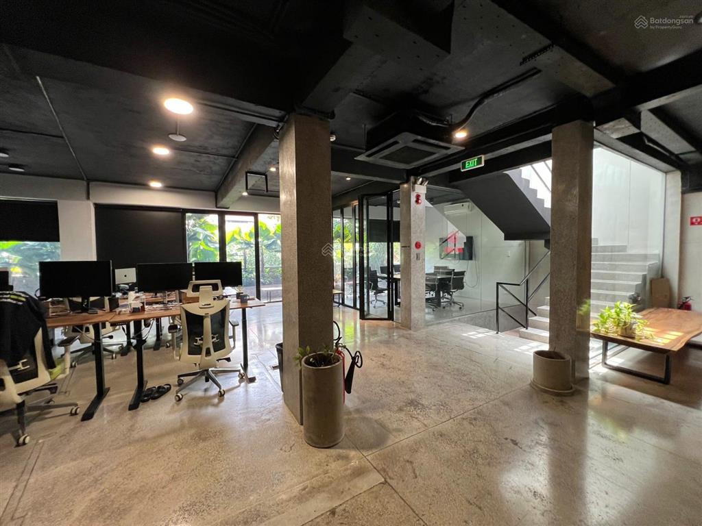 Ngang 17m 1000m2 giá tốt 38a nguyễn thị diệu 5 tầng tm