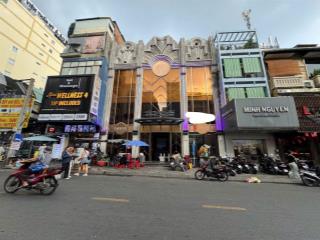 Cho thuê nhà mặt tiền 16 18 thủ khoa huân quận 1