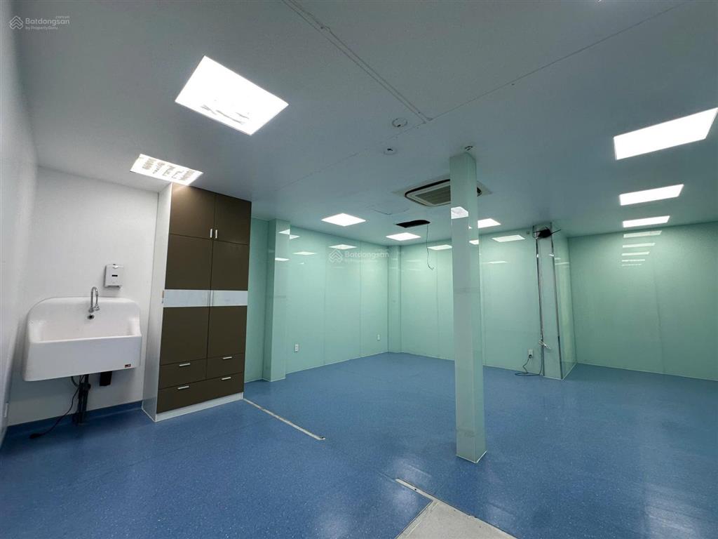 1000m2 spa vp 261b hai bà trưng 8x20 hầm 8 lầu thang máy giá tốt
