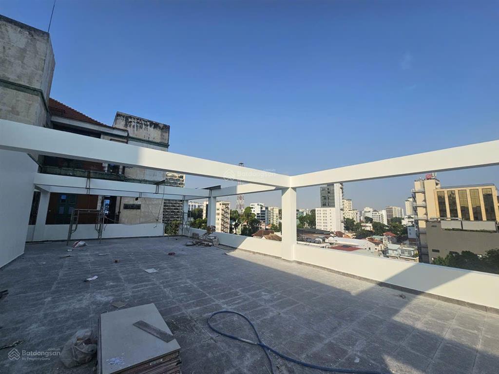 Cho thuê tòa nhà mặt tiền phạm ngọc thạch, quận 3