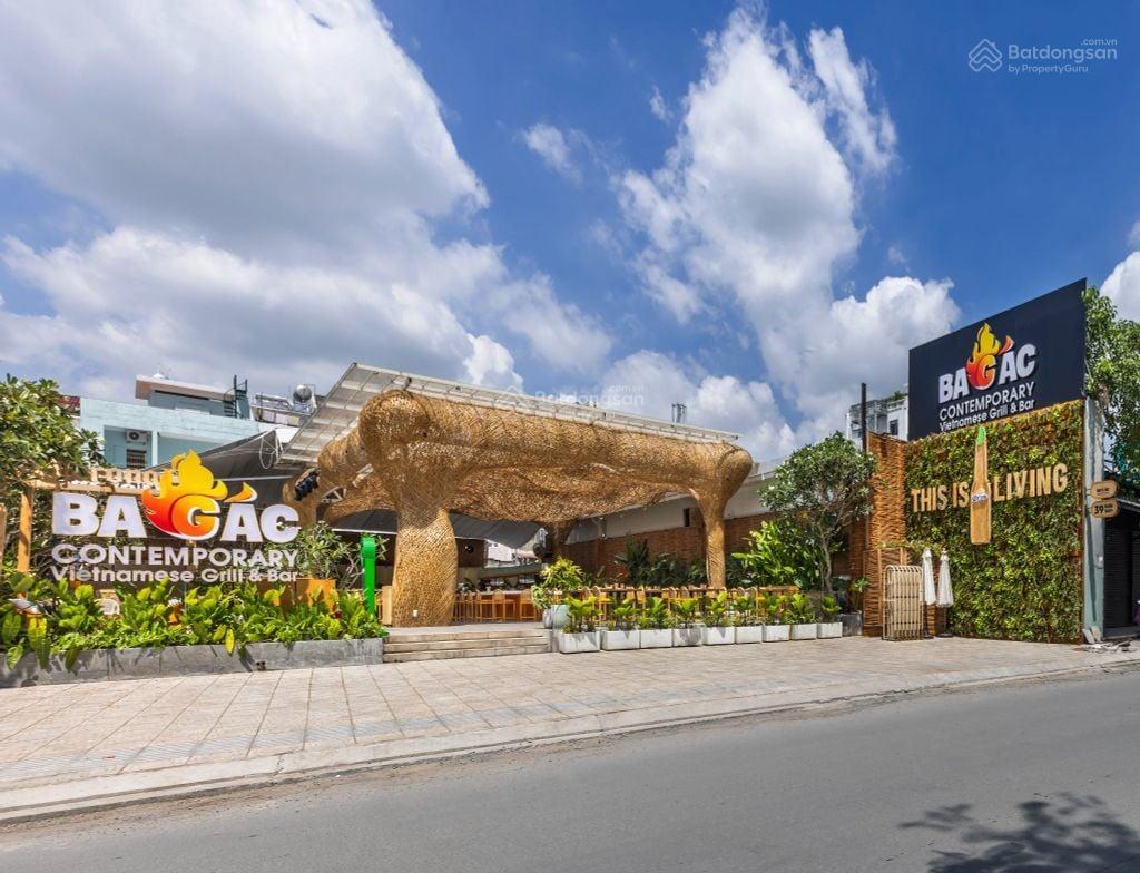 Ngang 20m 2t 1000m2 xuân thủy tiện cf nhà hàng