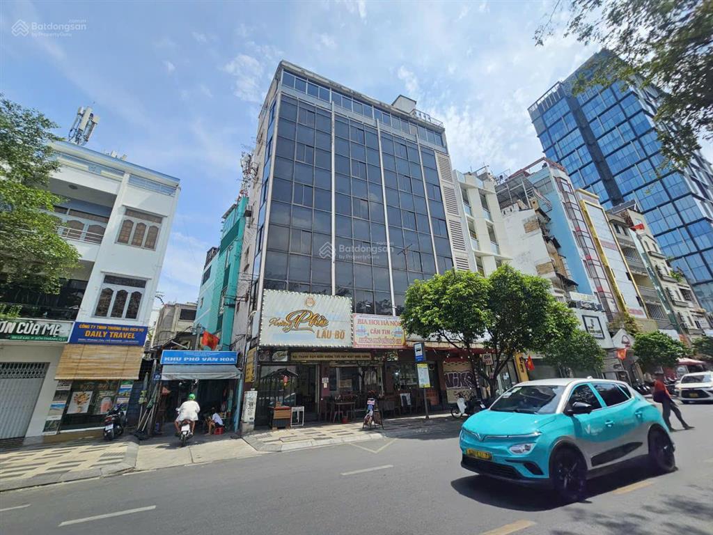 Ngang 13m, tầng, thang máy, dtsd 240m2, 94 lê lai, ngay chợ bến thành