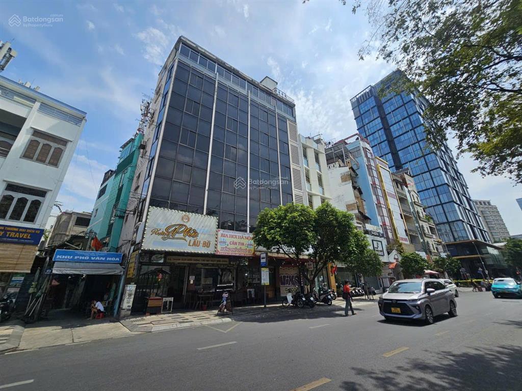 Ngang 13m, tầng, thang máy, dtsd 240m2, 94 lê lai, ngay chợ bến thành