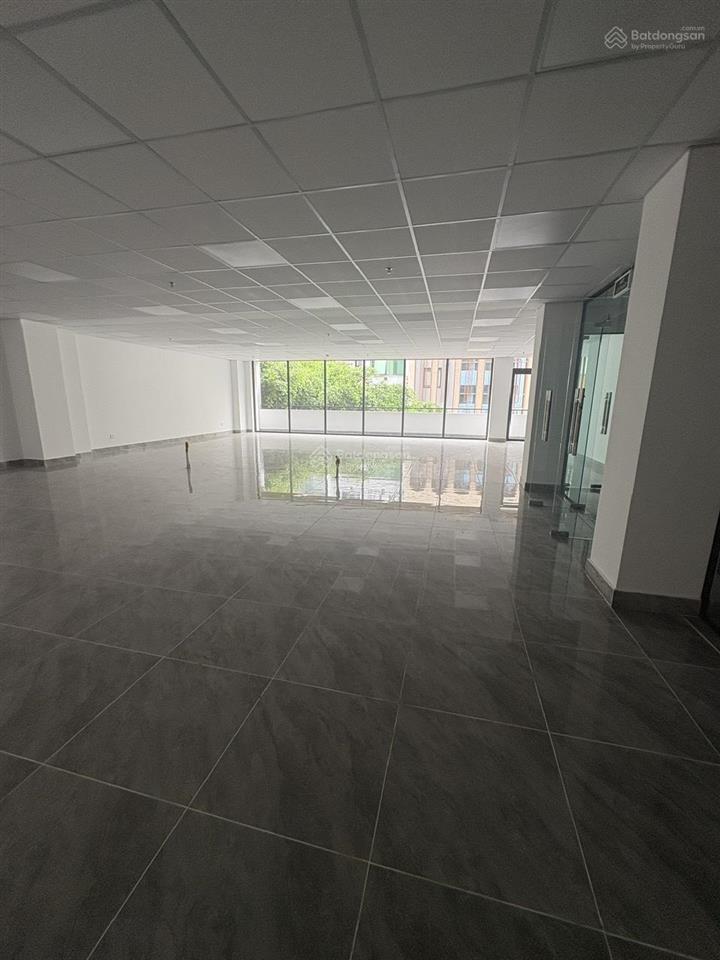 Ngang 14m 8 lầu 1800m2 mới xây ngay hồ xuân hương