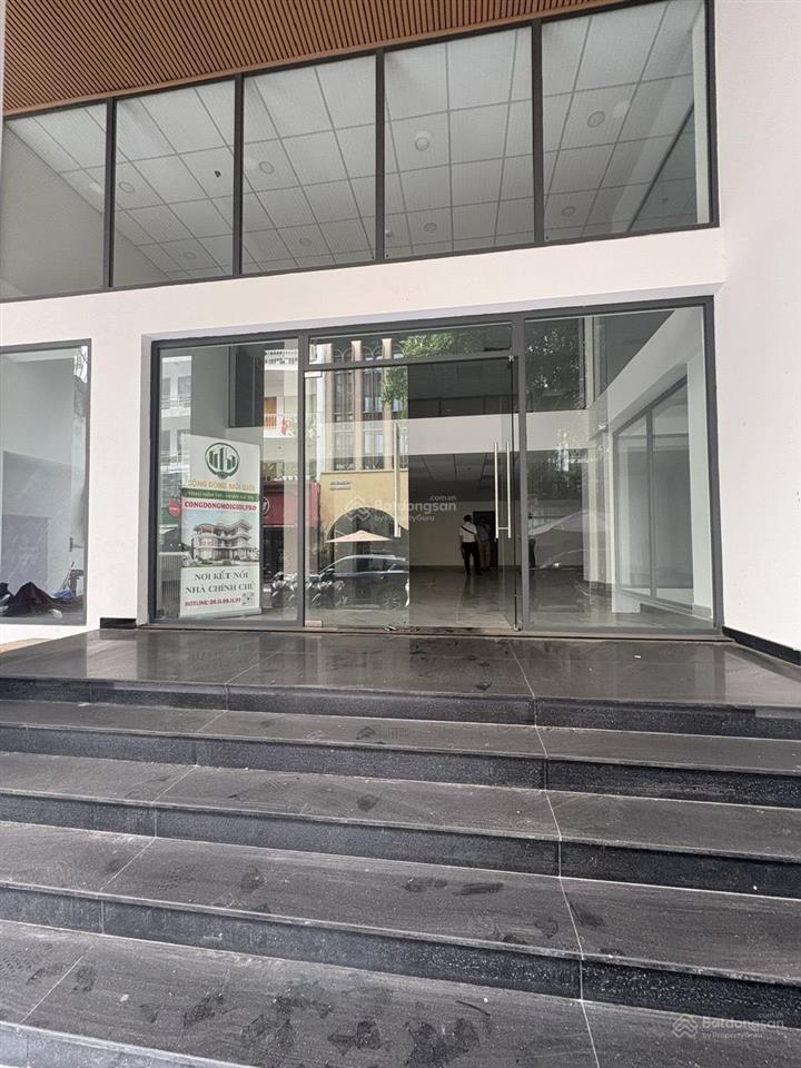 Ngang 14m 8 lầu 1800m2 mới xây ngay hồ xuân hương