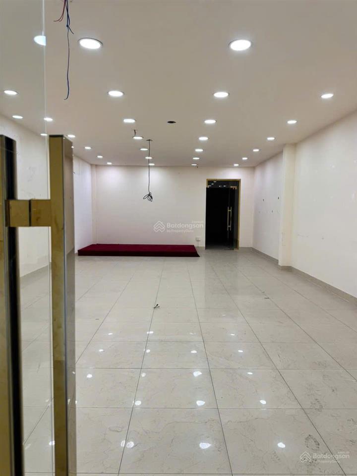 Tòa nhà mặt tiền quang trung gò vấp