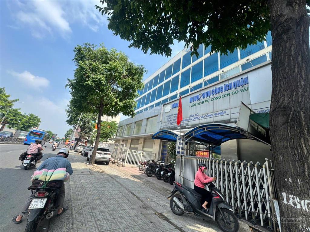 Tòa nhà mặt tiền quang trung gò vấp