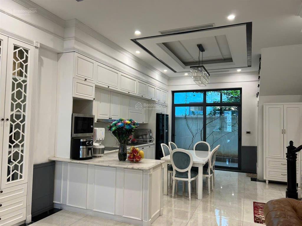 Cho thuê biệt thự vinhomes the harmony long biên giá tốt 90m2, 4pn, full nội thất