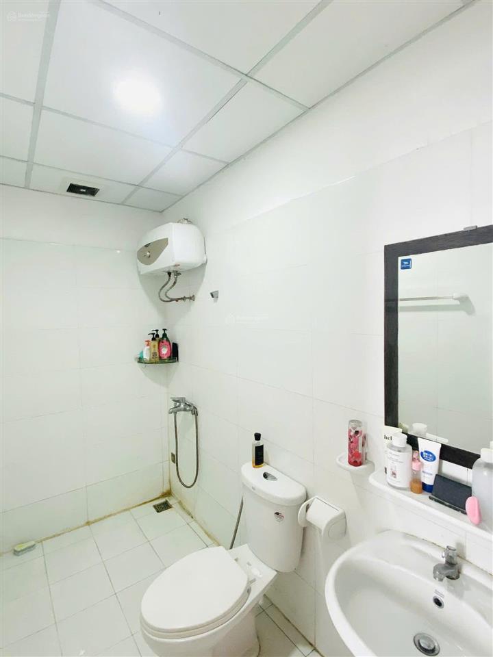 Chung cư thế kỉ 21, ung văn khiêm, bình thạnh 67m2, 2pn, wc, 10tr/th.