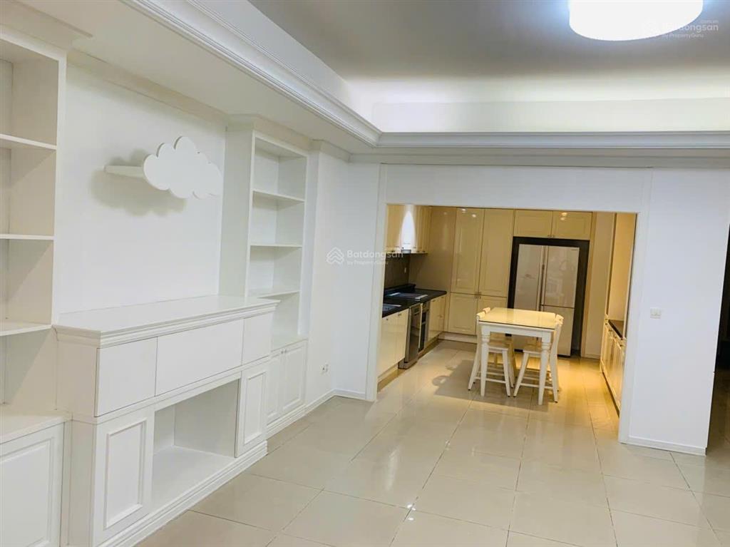 Bán căn hộ imperia an phú,dt 95m2, 2 pn, căn đẹp,view ngoài thoáng, sổ hồng. giá bán 8.6 tỷ.