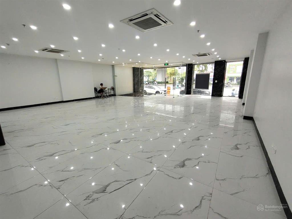 Cho thuê nhà riêng vũ trọng phụng nguyễn tuân 75m², 6 tầng thông sànthang máy, ô tô đỗ. giá 40tr