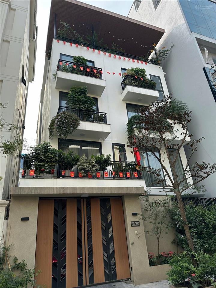Cho thuê nhà riêng phân lô ngõ 46 quan nhân thanh xuân 90m² x 3 tầng, đường 3 làn ô tô. giá 28tr