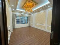 Cho thuê nhà lê văn thiêm lê văn lương 80m5 tầng, phân lô mới toanh, tải tránh đỗ giá thuê 28tr