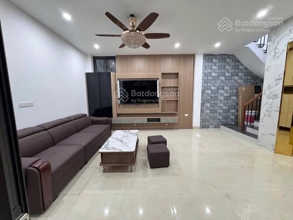 Tôi cho thuê nhà trung kính đôi trug hòa, dt 80m2 x 5 tầng, mt 5m, văn phòng, kinh doanh, kho hàng