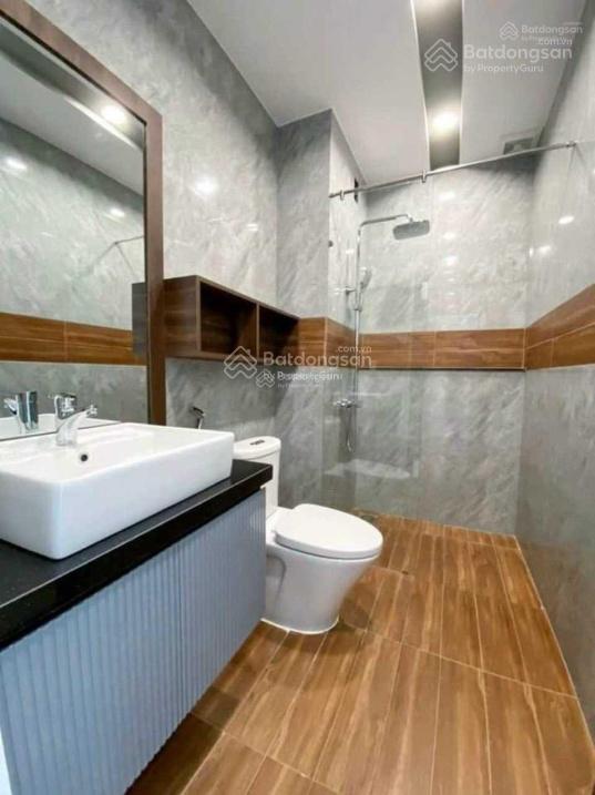 Cho thuê nhà full nội thất ở gia đình tại xuân la tây hồ, 60m2 x 4 tầng, 3pn, 3wc. giá thuê 15tr