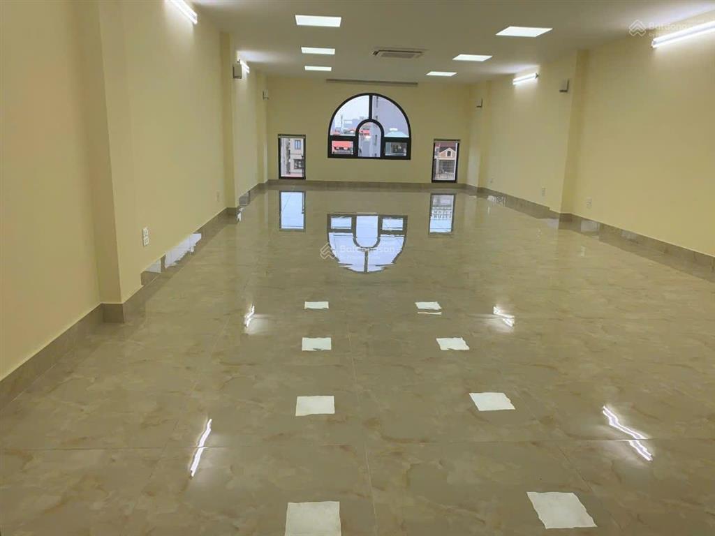 Cho thuê nhà lk 90 nguyễn tuân thanh xuân 100m² x 6t, thông sàn thang máy, 2 ô tô tránh đỗ 40tr