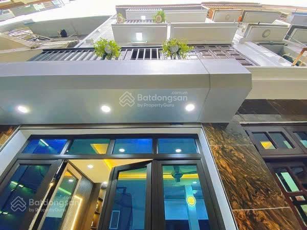Cho thuê nhà mới tinh trần duy hưng có thang máy, 45m² x 6 tầng, thông sàn, full đồ ở gđ, vp, kdonl
