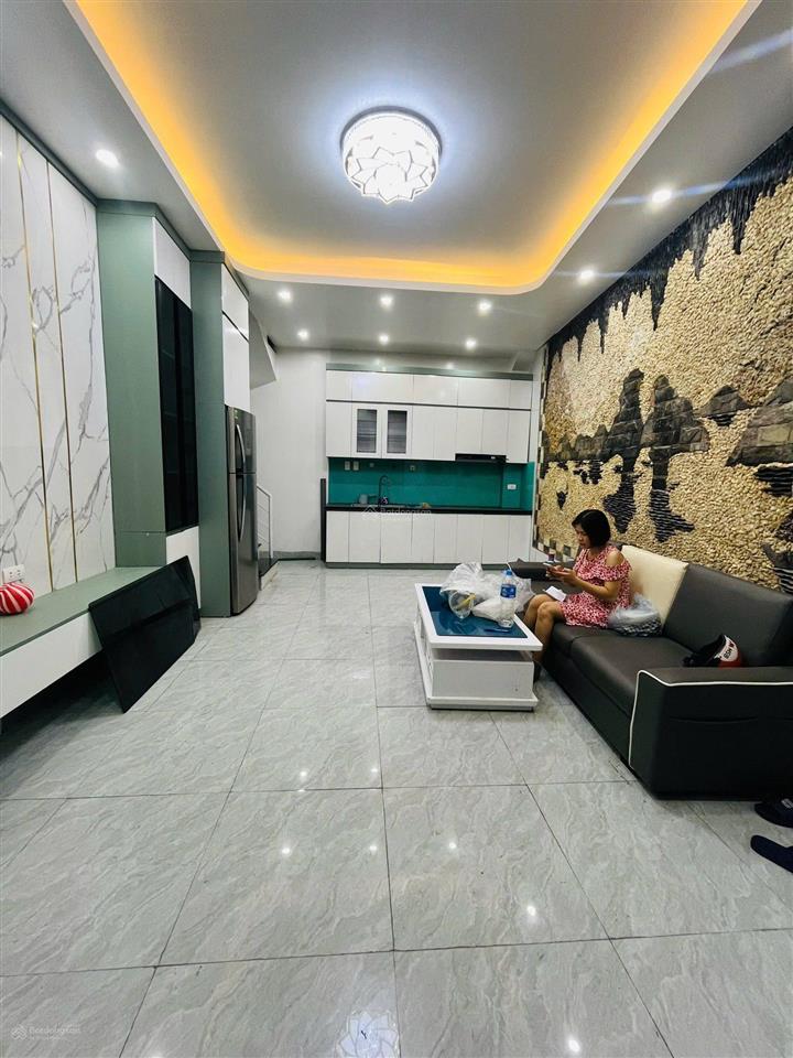 Cho thuê nhà vũ trọng phụng nhân hòa 60m2 x 4 tầng, 4pn, full đồ nội thất ở gia đình. giá 16tr