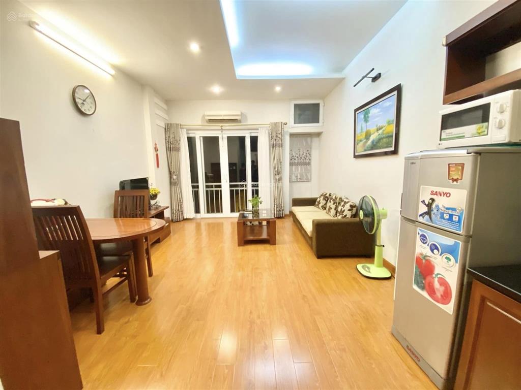 Cho thuê nhà ngõ 190 nguyễn trãi nhân chính thanh xuân, dt 50m x 5 tầng, mt 8m giá thuê 17 triệu