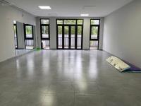 Cho thuê nhà nhân chính thanh xuân 120m2 x 5 tầng nổi+ hầmthông sàn thang máy vù vù giá 40tr