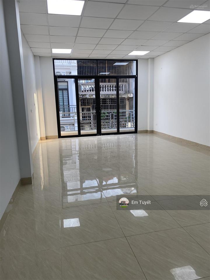 Cho thuê nhà võ chí công xuân la 130m² x 5 tầng, mt 8m nhà mới 3 làn ô tô tránh đỗ giá 40tr