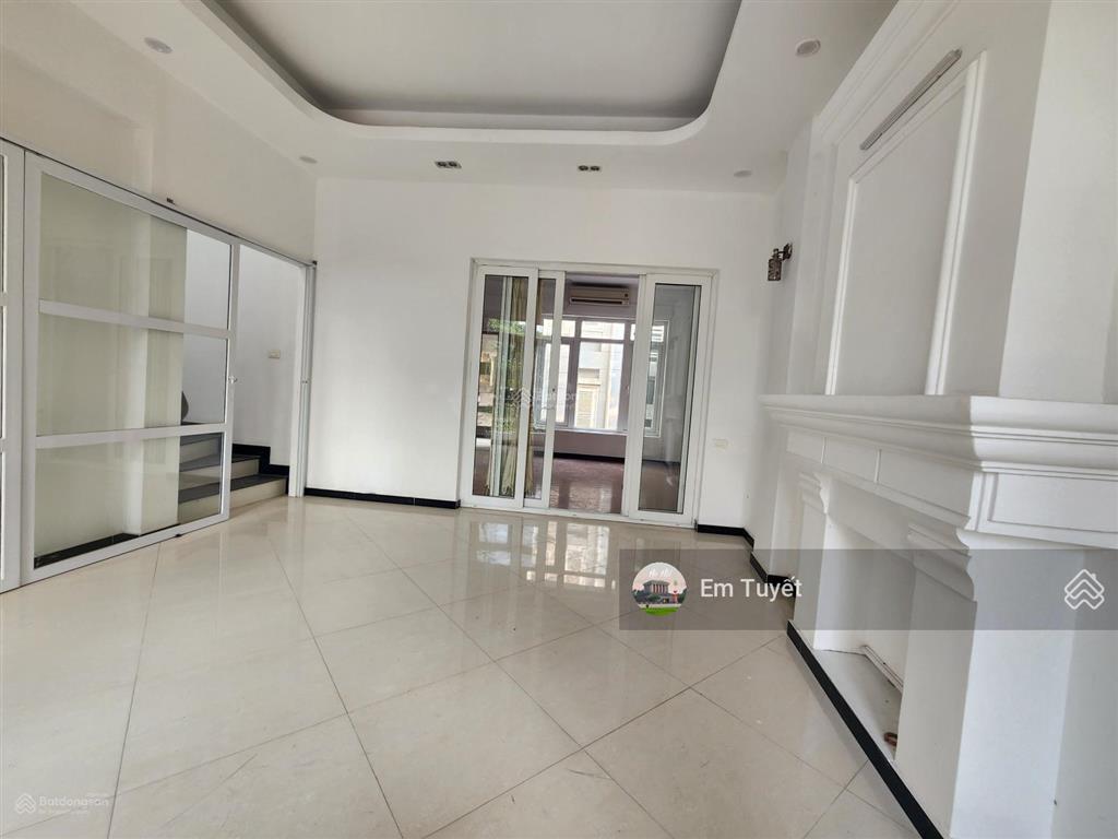 Cho thuê nhà võ chí công xuân la 130m² x 5 tầng, mt 8m nhà mới 3 làn ô tô tránh đỗ giá 40tr