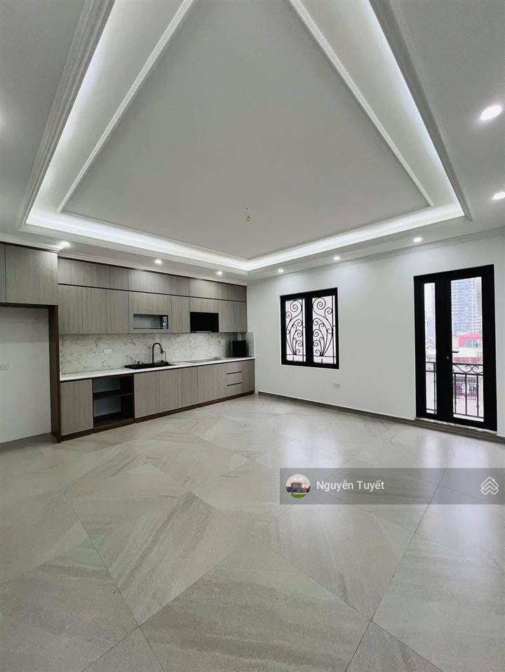 Cho thuê nhà lô góc ngụy như kon tum nguyễn tuân, 100m² x 5 tầng, mt 13m, thông sàn, giá 35 triệu