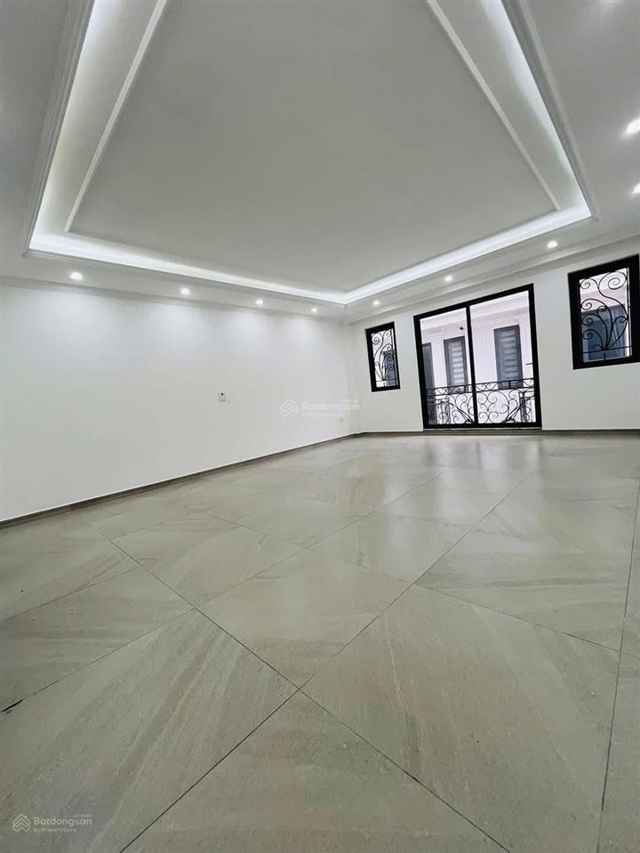 Mời thuê nhà 6 tầng thang máy  thông sàn ngõ 114 trung kính  dt 85m², phân lô  giá thuê 38tr/th