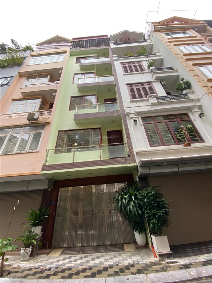 Cho thuê nhà nguyên hồng, láng hạ, huỳnh thúc kháng 55m2 5 tầng, phân lô ô tô thông bàn cờ, 18tr/th