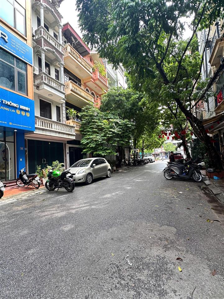 Chính chủ cho thuê nhà nguyên căn ngõ 193 trung kínhcầu giấy 55m² x 5 tầng, phân lô bàn cờ 23tr
