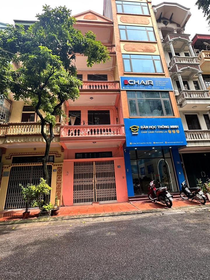 Chính chủ cho thuê nhà nguyên căn ngõ 193 trung kínhcầu giấy 55m² x 5 tầng, phân lô bàn cờ 23tr