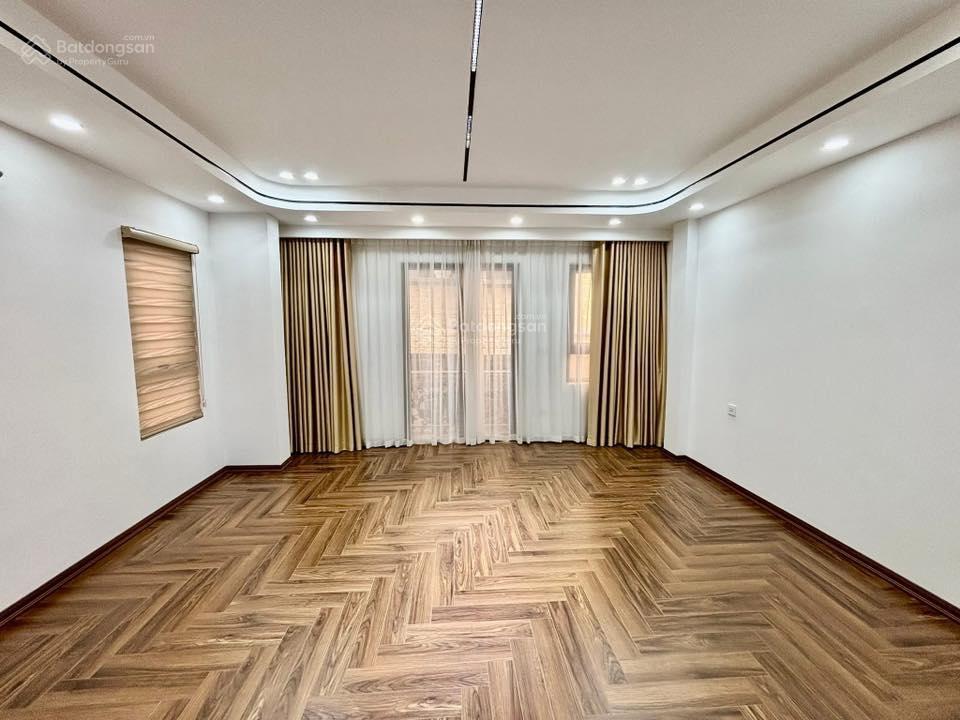 Cho thuê nhà đỗ quang nguyễn thị định 50m2 x 4 tầng, phân lô bàn cờ, cách 1 nhà ra mp giá 18tr/th