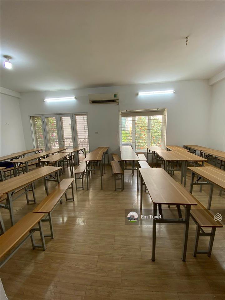 Chính chủ cho thuê nhà số 8 ngõ 114 trung kínhcầu giấydt 85m²x5 tầng,ô tô đỗ vùng quanh giá 35tr