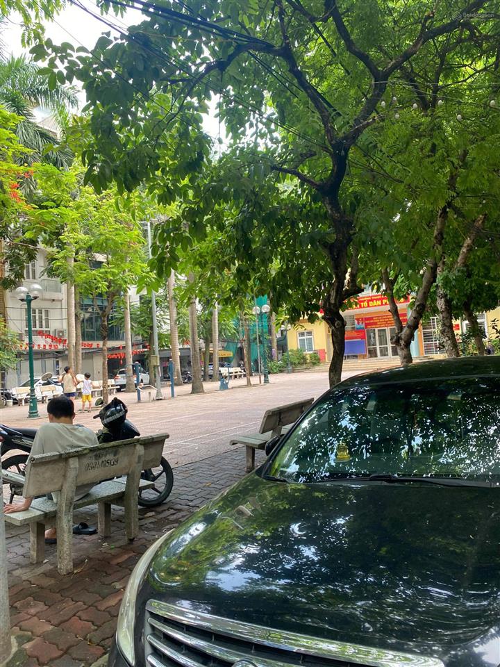 Cho thuê nhà nguyên căn ngõ 40 ngụy như kon tum  nhân chính  thanh xuân  giá 17tr/th